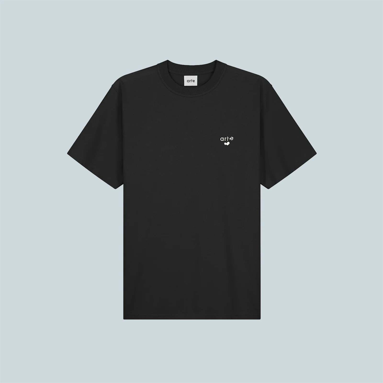 HEART LOGO TSHIRT - BLACK