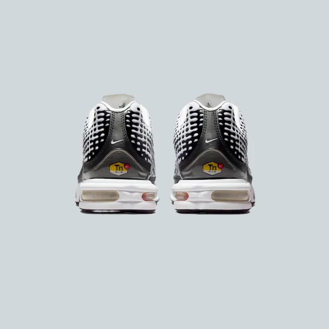 AIR MAX PLUS VII - WHITE BLACK - Image 5
